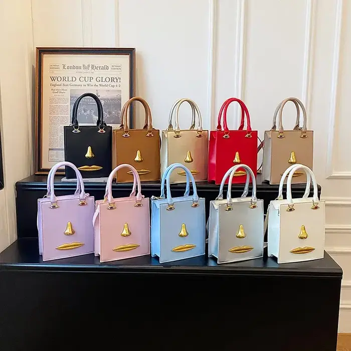 Sac à langer vintage de créateur
