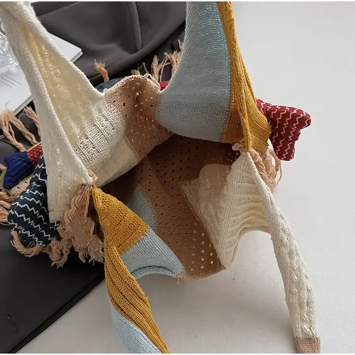 Sac à bandoulière d'été en coton Crochet, sac à main en tissage ajouré à la mode poisson, sac à main de grande capacité avec pompons, sac de plage, sac de Shopping
