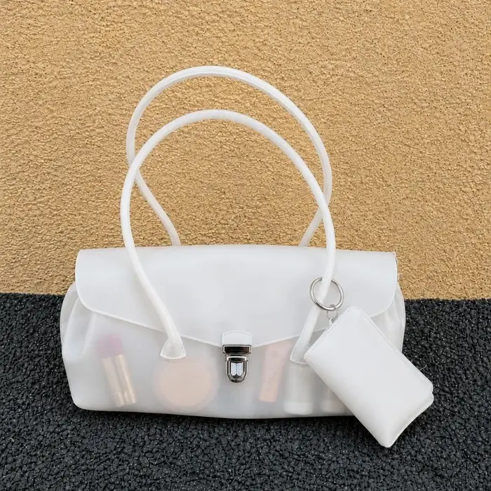 Sac à langer en cuir élégant et stylé : Sac bandoulière