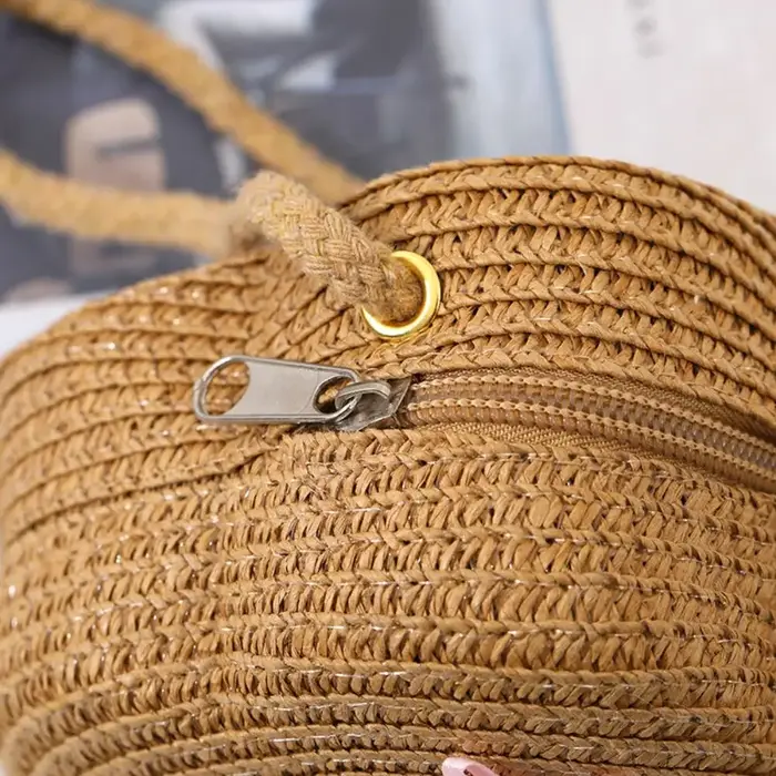 Sacs à bandoulière en paille mignons avec nœud