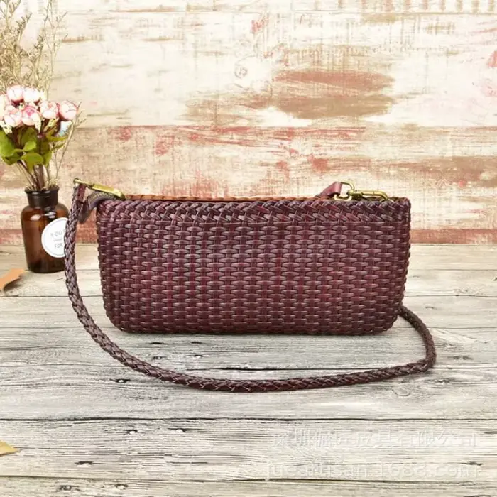 Sacs à main tissés en cuir