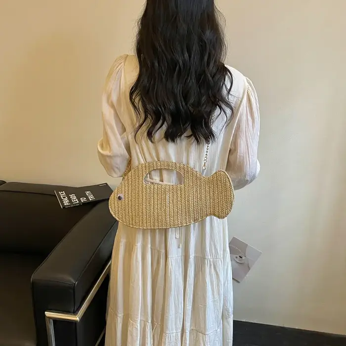 Sac en paille de raphia tressé, sac à main fantaisie en forme de poisson pour femme, pochette élégan