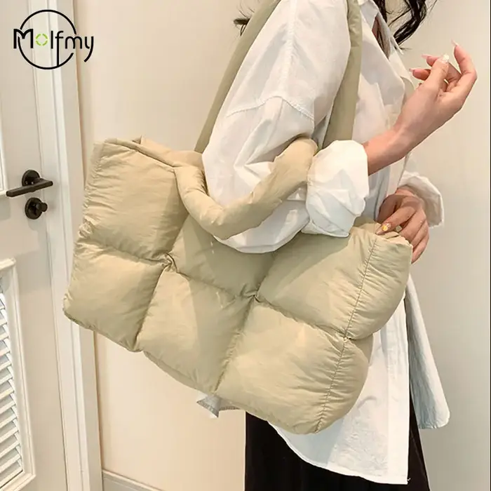 Sac à carreaux matelassé pour femmes
