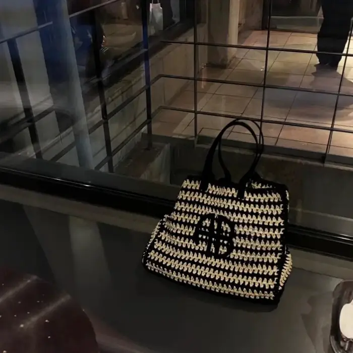 Grande capacité AB lettre paille tissé sac fourre-tout plage vacances dames rayure RIO ville Style Simple sac à main de voyage décontracté