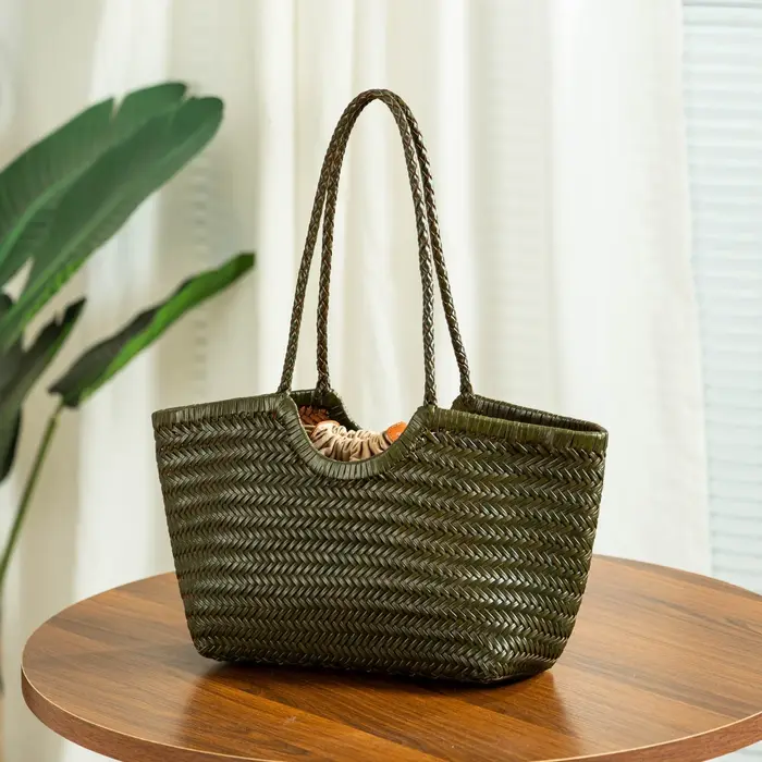 Sac fourre-tout en cuir véritable tissé à la main, sac de shopping tendance pour femmes, grande capa