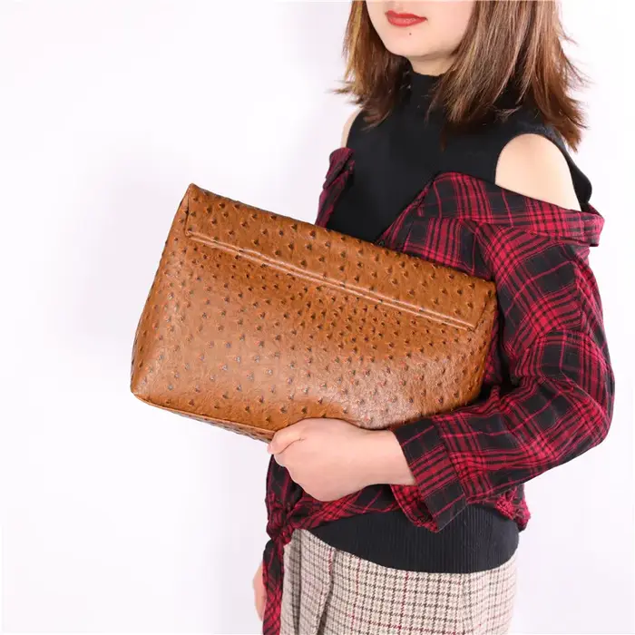 Pochettes d'été pour femmes