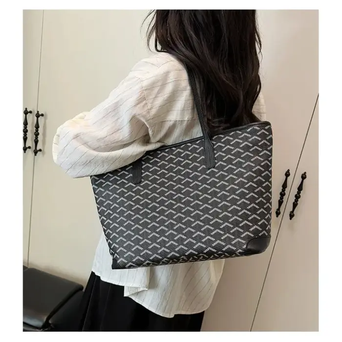 Sac à langer classique de créateur Paris