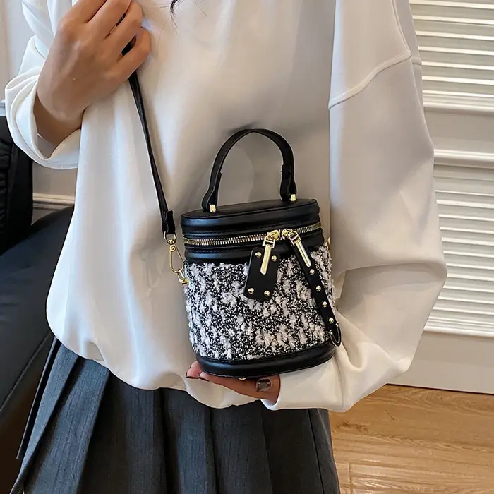 Nouveau Mini petit sac femmes concepteur agneau laine sac à main marque de luxe épaule fourre-tout dame mode seau sac à