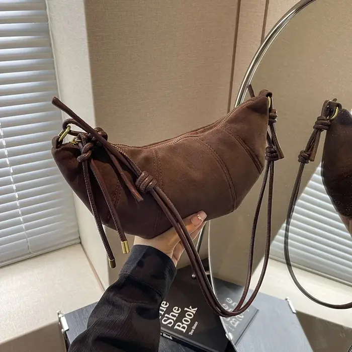 Sac pour femmes en forme de Croissant à la mode