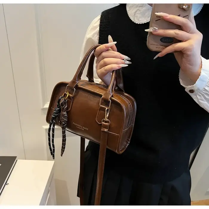 Petit sac carré souple pour femmes