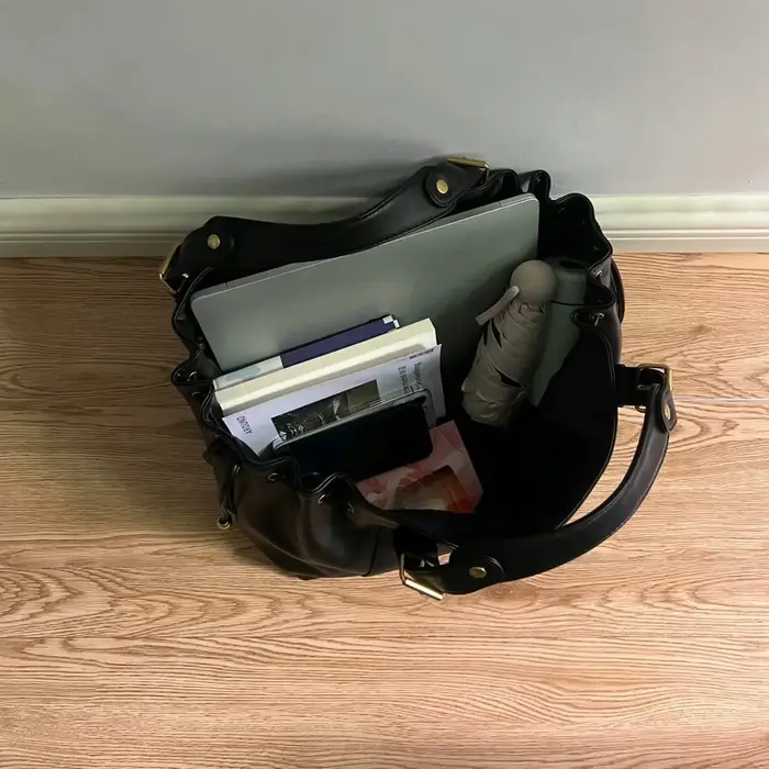 Sac à main 24H pour femme, à la fois intemporel et décontracté, sac fourre-tout noir à la mode