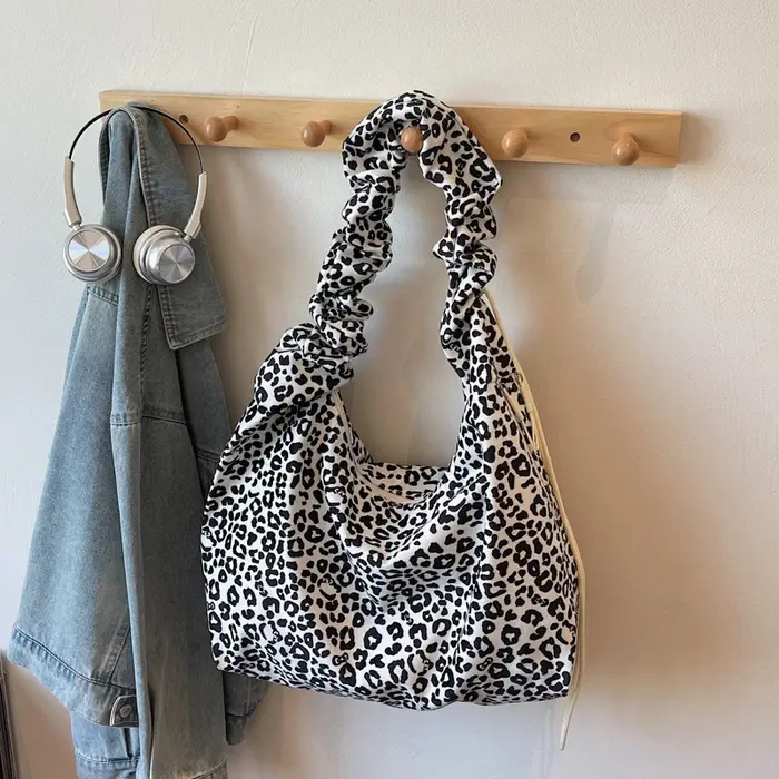 Sacs fourre-tout en Nylon léopard pour femmes, fourre-tout décontracté de grande capacité pour les d