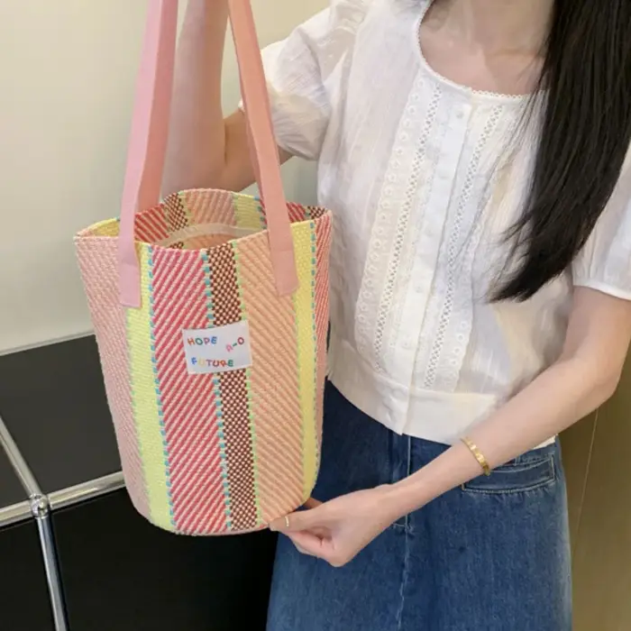 Sacs seau tricotés doux pour femmes