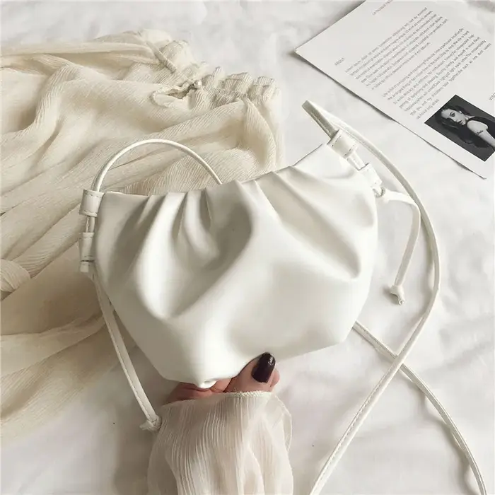Sac à bandoulière plissé pour femme, mini sac nuage à fermeture éclair pour fille, design de documen