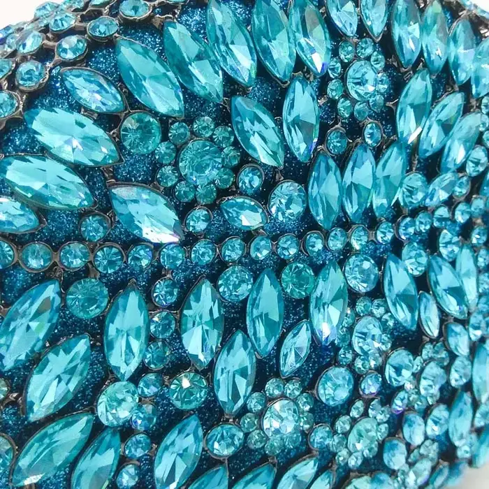 Pochette en cristal saphir bleu clair pour femme