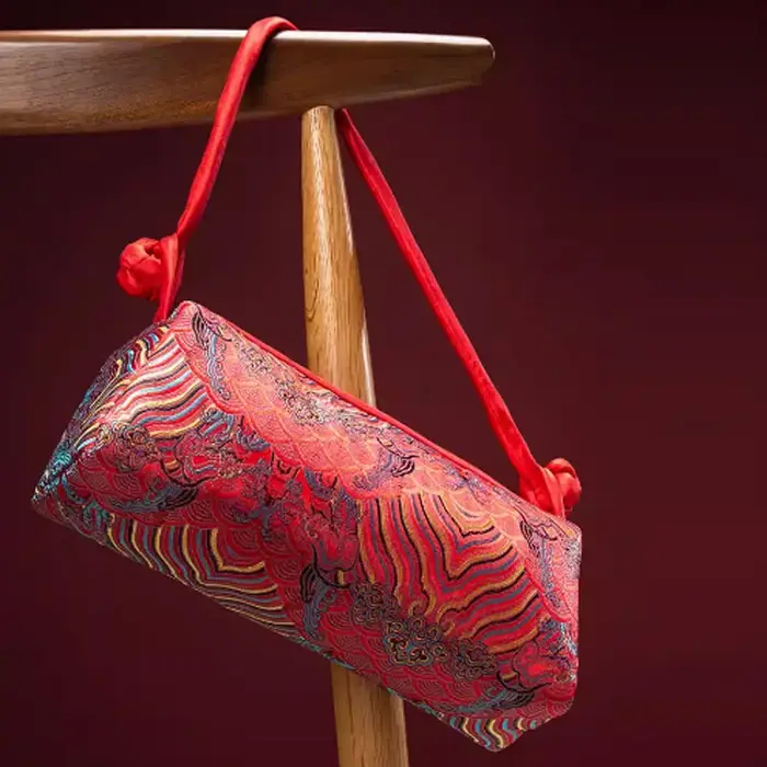 Sac à main brodé argenté pour femme