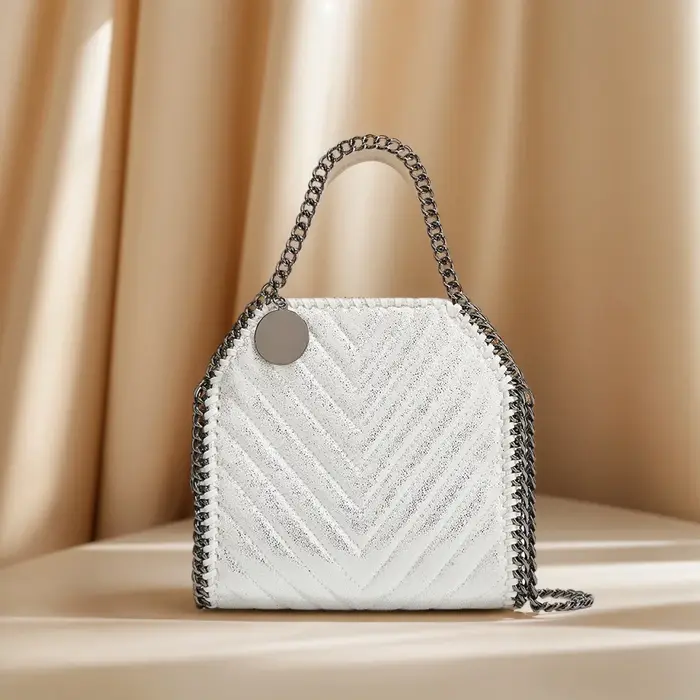【2025 fourre-tout et sac à bandoulière tendance】 sac à bandoulière messager de créateur pour femmes
