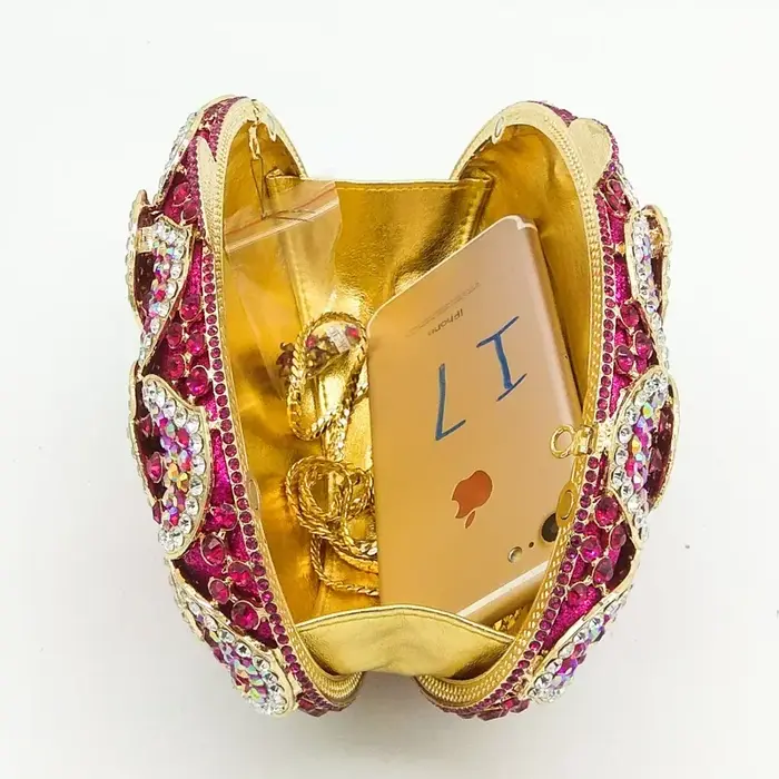 Pochette rose en cristal pour femme