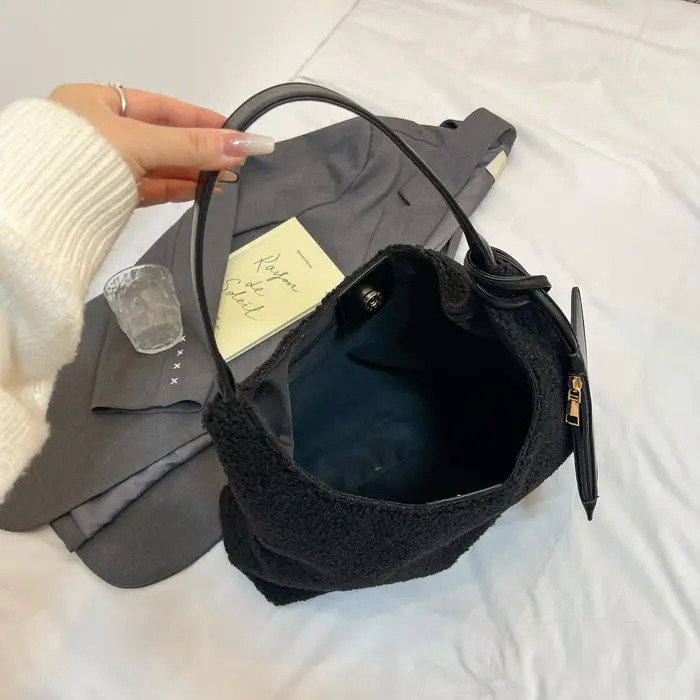 Mode femmes sac à main automne hiver fausse fourrure moelleux sacs