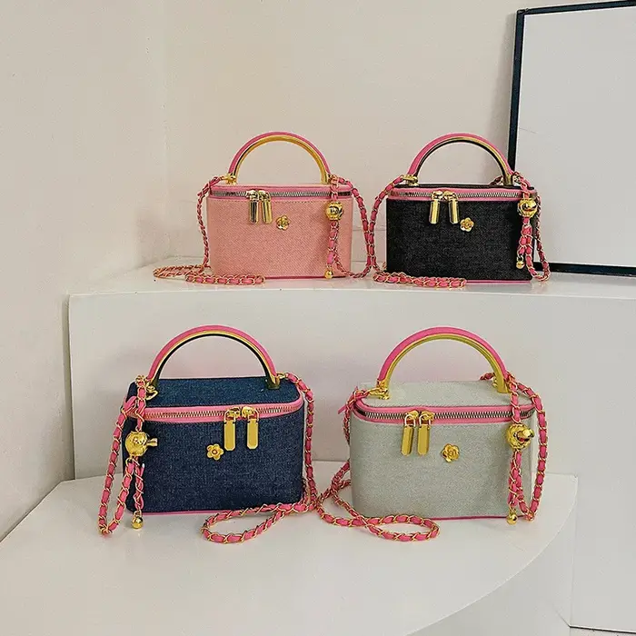 2025 luxe mode Denim femmes petit sac carré concepteur dames chaîne sacs à bandoulière loisirs Style britannique
