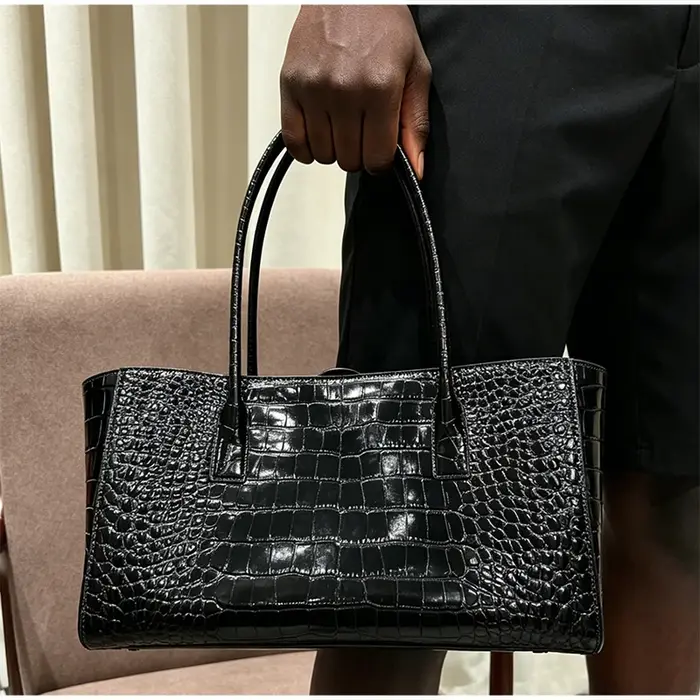 Sac en cuir imprimé crocodile de luxe