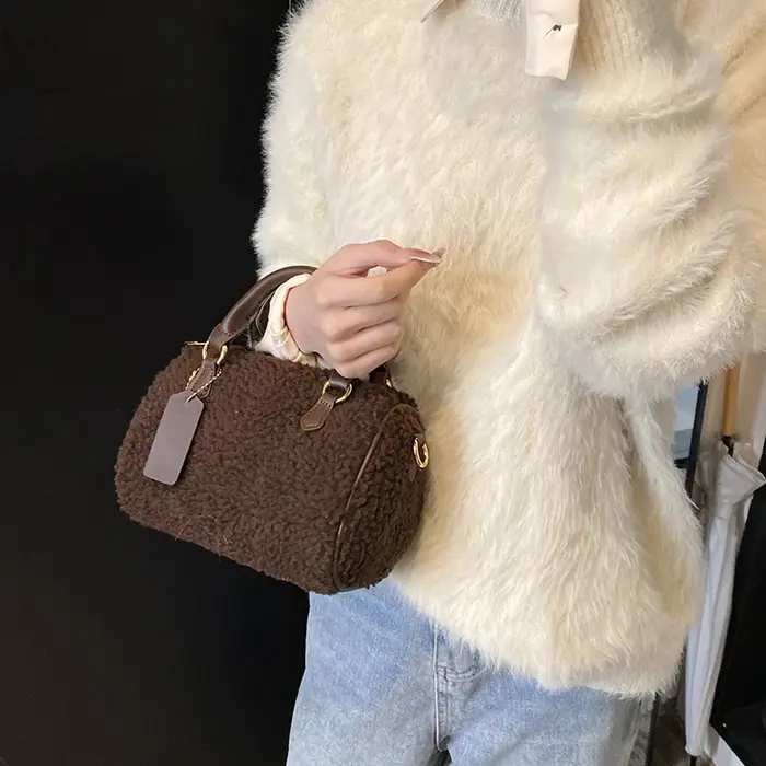 Sac à Main en Fausse Fourrure Beige pour Femme