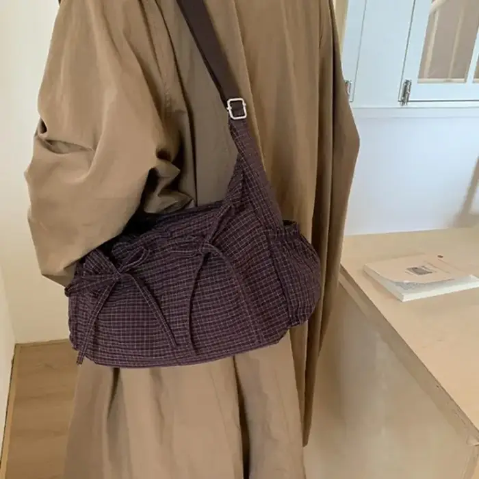 Sac à bandoulière rétro à motif quadrillé