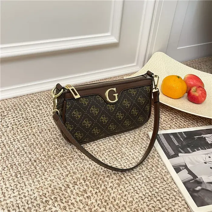 Sac bandoulière en cuir classique et élégant pour femme