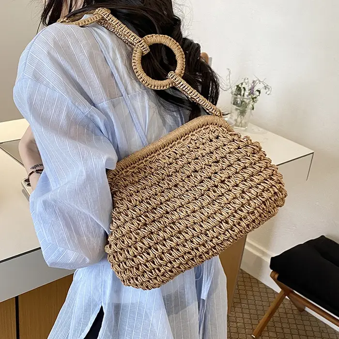 Sac à bandoulière rond grand format avec chaîne pour femme