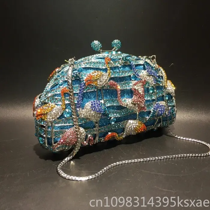 Pochette de soirée élégante bleu lac avec embellissement en strass cristal flamant rose pour sac de fête ou de mariage