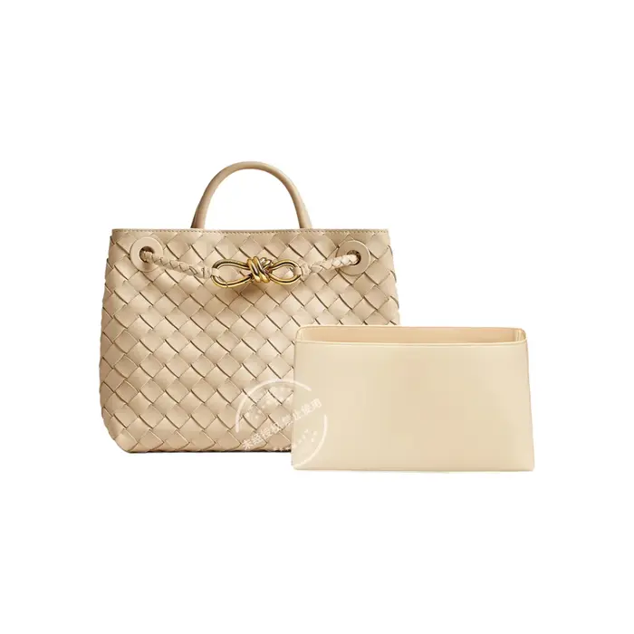 Sac fourre-tout tissé doublé de soie