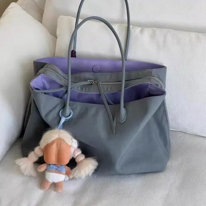 Sac fourre-tout en nylon pour femme