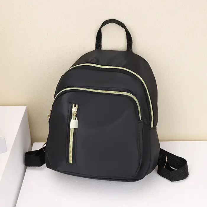 Sac à dos multifonctionnel en nylon pour femme