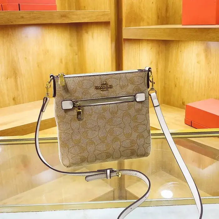 Sac à bandoulière rétro sophistiqué