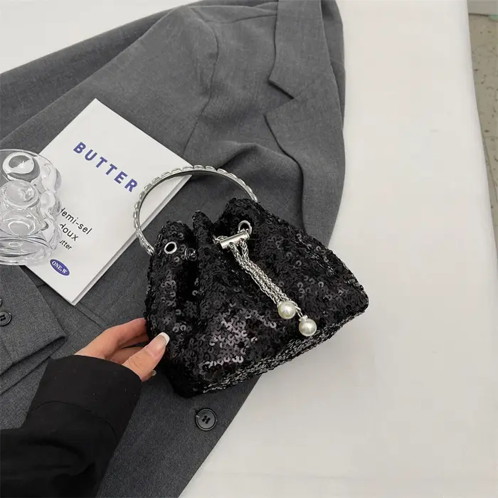 Sac à main à paillettes brillantes argentées pour femmes, pochette de soirée, poignée en métal, mini