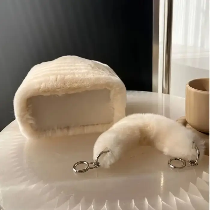 Sacs moelleux en vraie fourrure de lapin pour femmes