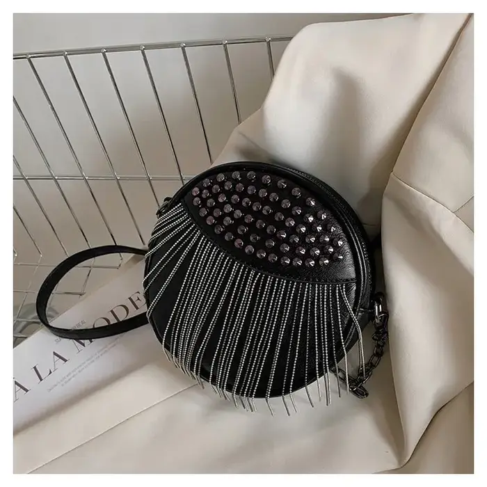 Sac cylindrique de luxe pour femmes, sacs à bandoulière à rivets, à franges, petit sac à bandoulière