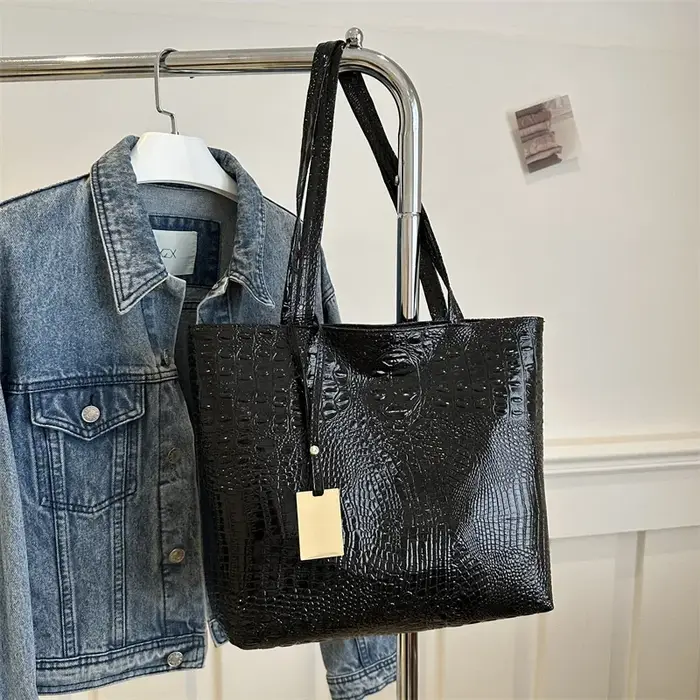 Mode décontracté femmes sacs à bandoulière argent or noir Crocodile Sac à main en cuir PU femme grand Sac fourre-tout