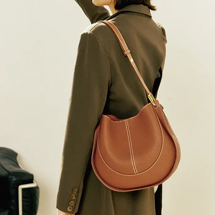 Sac en cuir souple pour femmes, sac de selle Design de luxe, grande capacité, sac à bandoulière simp