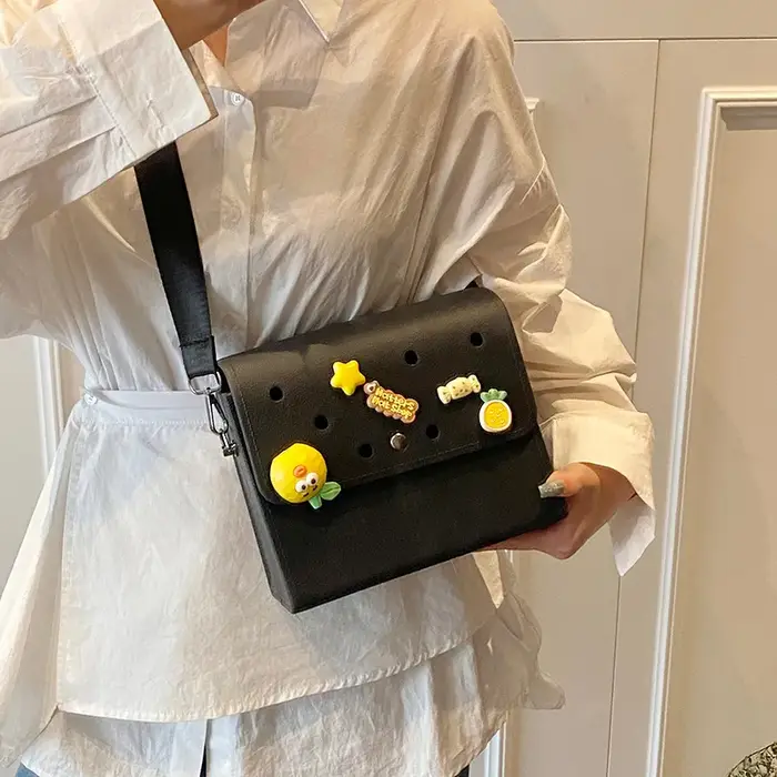 Sac messager léger et tendance en EVA perforé pour femme