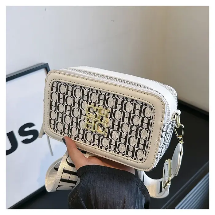 Nouveau sac à bandoulière mini tendance pour femme, sac à main à poignée supérieure de style créateu