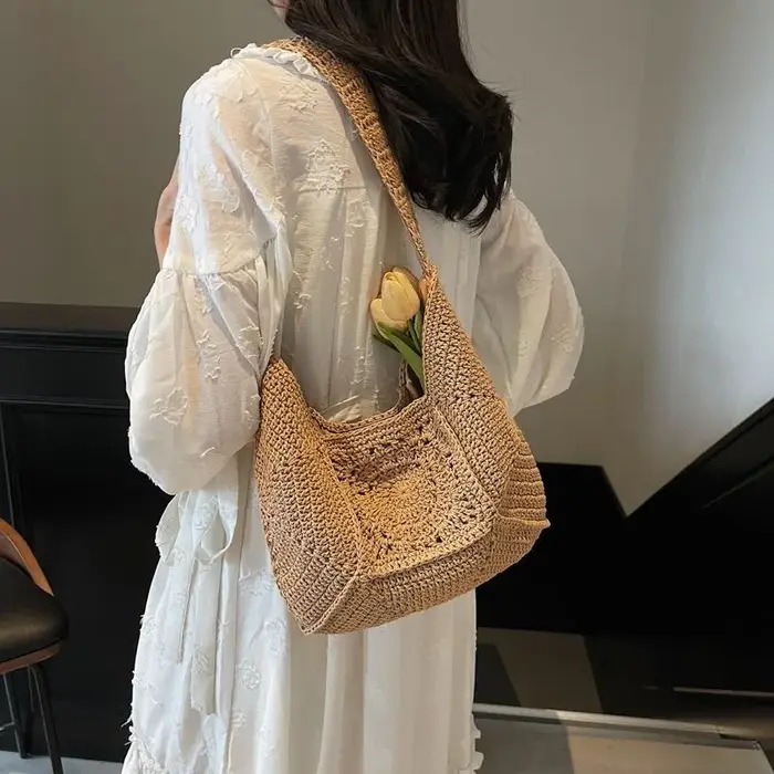 Sac fourre-tout tendance rétro en coton tricoté à la main