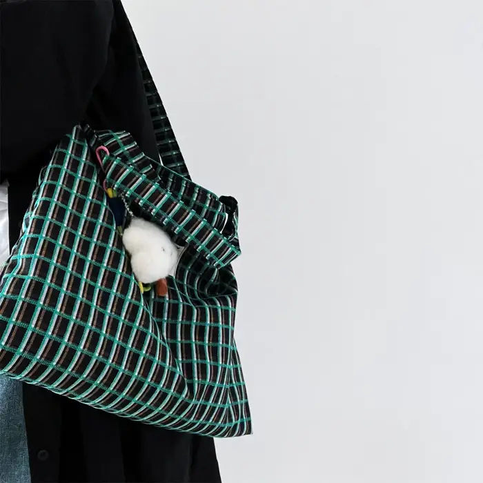 Sac en toile jacquard vert à carreaux color block