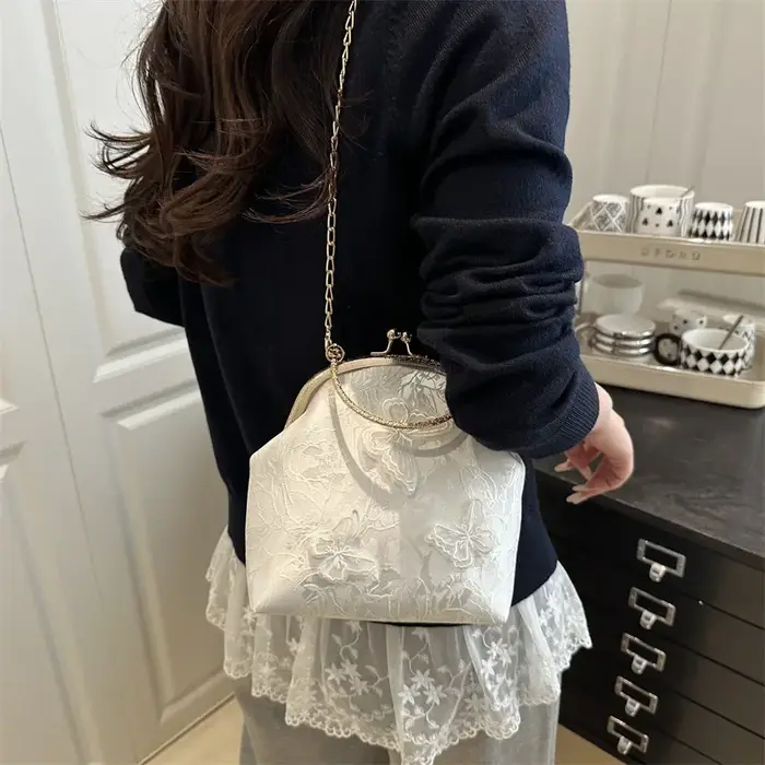 Papillon broderie dîner fête dames chaîne sac à bandoulière élégant Simple femme sacs à main Style chinois femmes