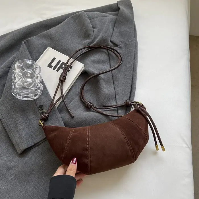 Sac pour femmes en forme de Croissant à la mode, sacs à bandoulière simples et décontractés pour fem