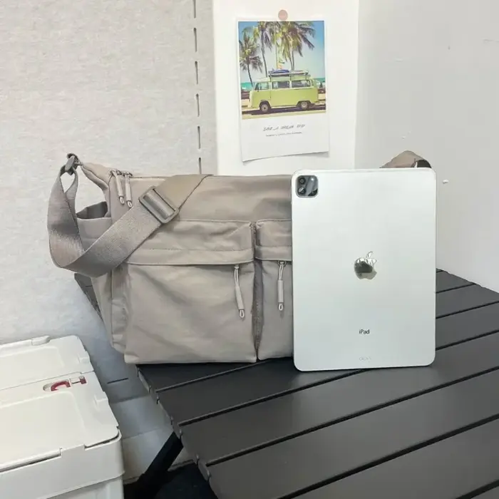 Sac à main tendance pour femmes avec bandoulière et grande capacité