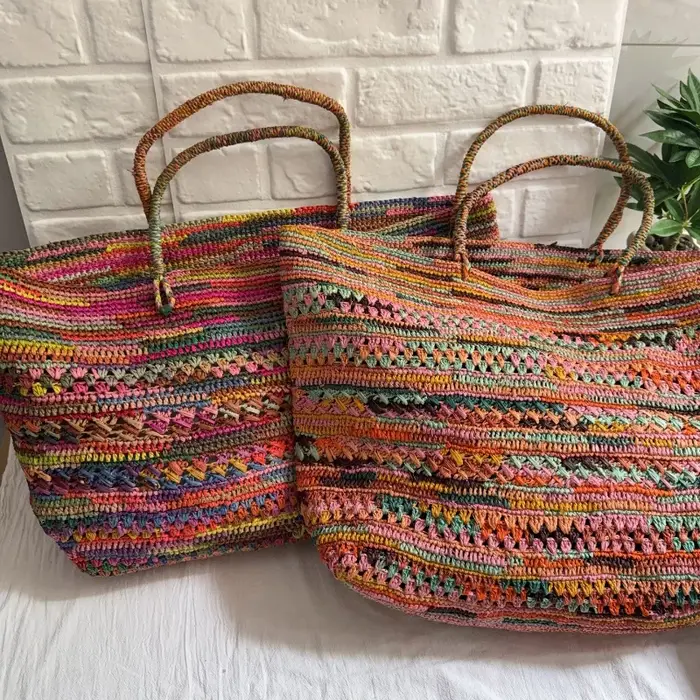 Sac seau en raphia naturel au crochet pour femme