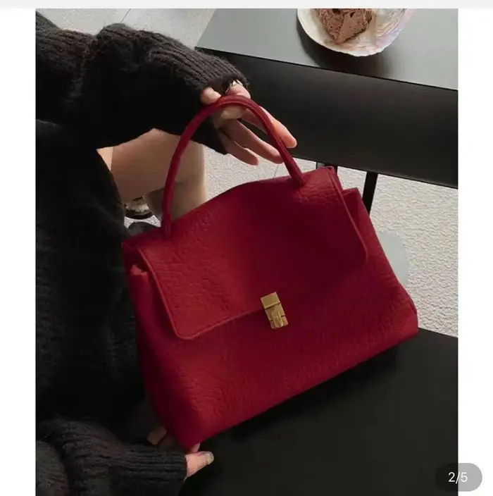 Sac fourre-tout minimaliste en cuir souple