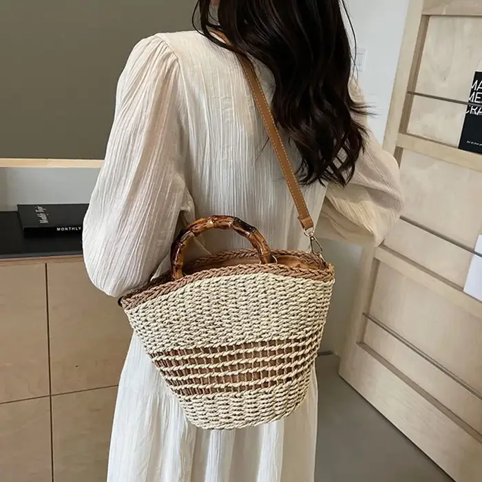 Sac seau tendance en paille tressée grande capacité