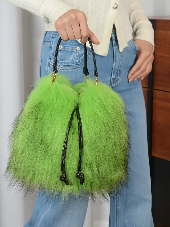 Sac à main tendance en fausse fourrure pour femme